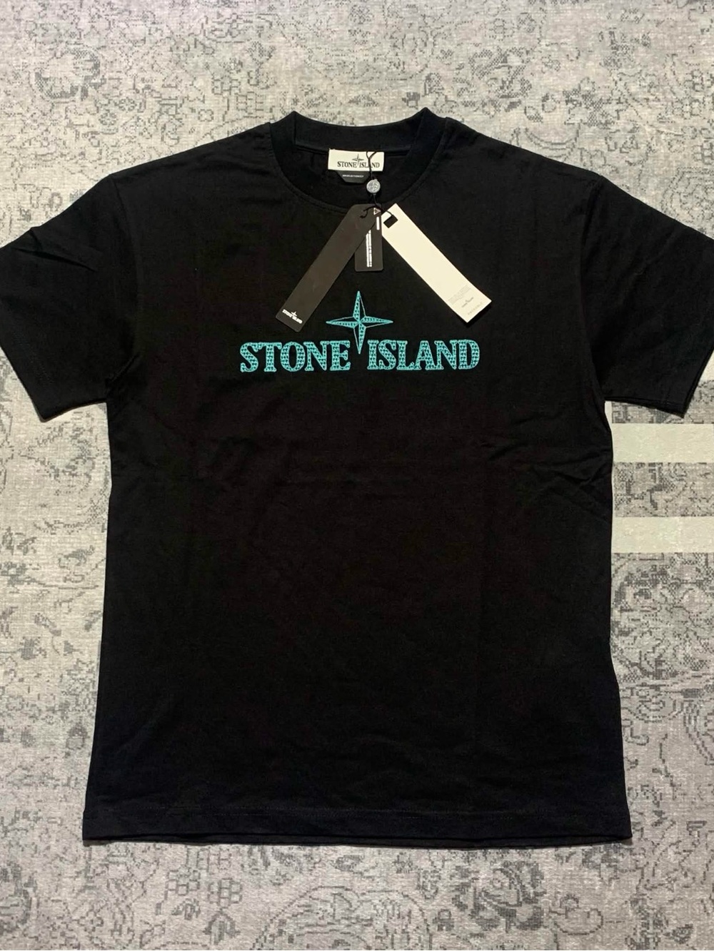 Stone Island Men's Black T-Shirt Size L